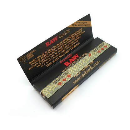RAW "Black" Rullepapir (Queensize)